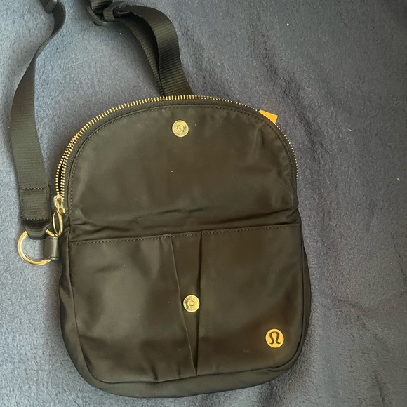 Lululemon micro festival bag - Picture 2 of 5